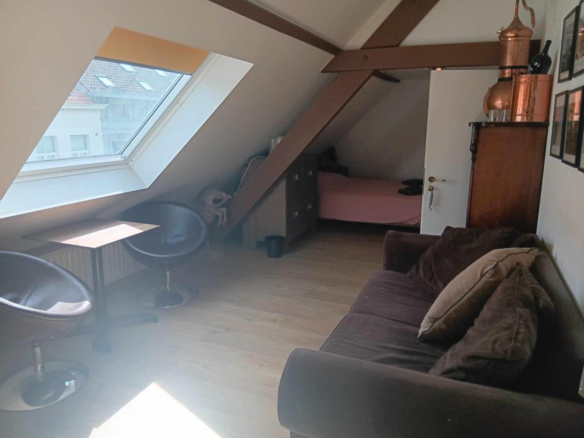 Bed and Breakfast Quartier Leonard Гент Экстерьер фото
